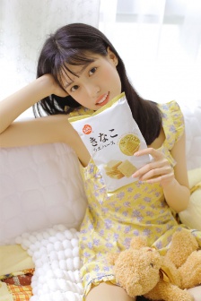 花蒂被迫戴上穿环